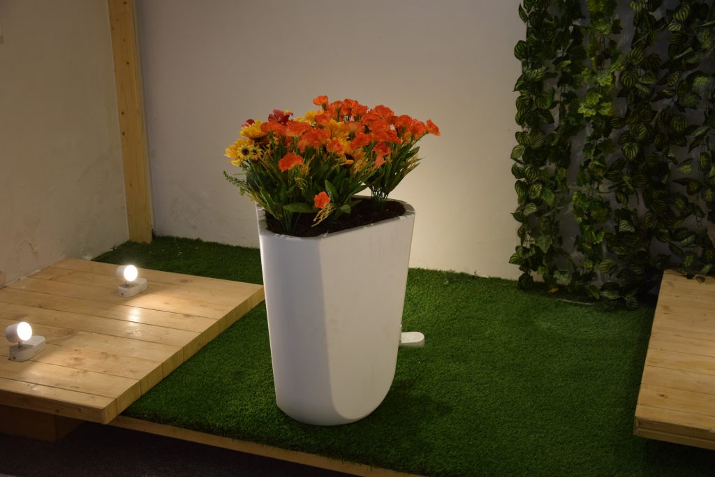 Corner Planters