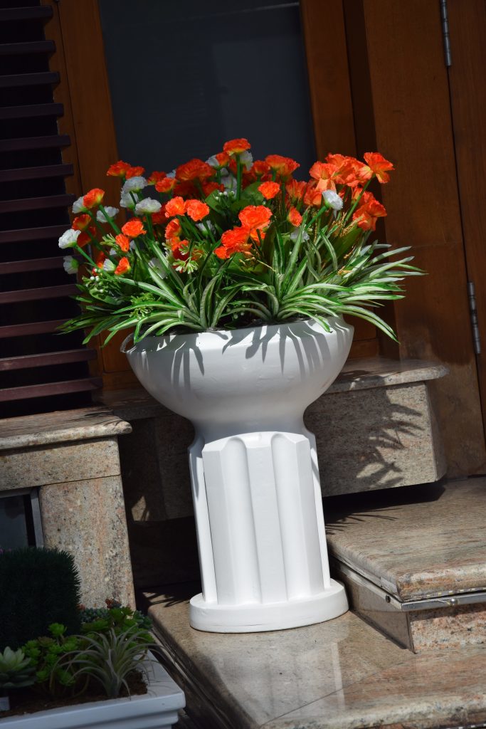 Conical shape planters